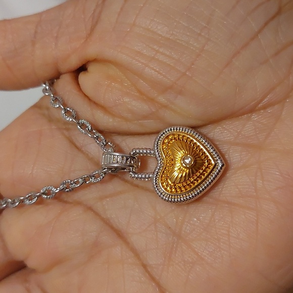 Jewelry - Diamonds International Heart Pendant Necklace .02 Ctw Diamond Silver Gold Tone
